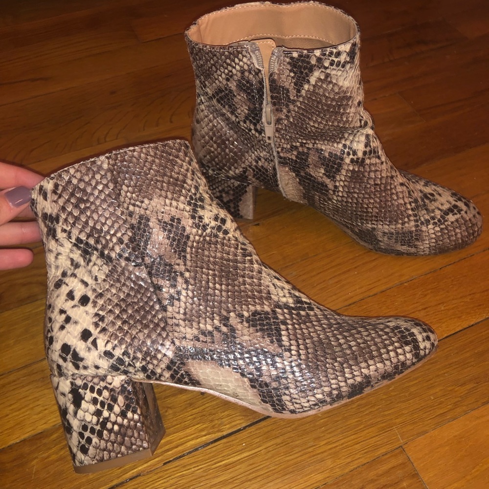Urban Outfitter Faux snakeskin booties